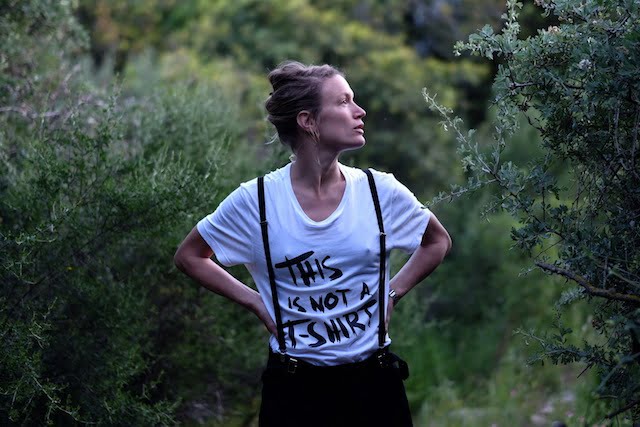 Dit unieke T-shirt geeft vluchtelingen een toekomst 2 002