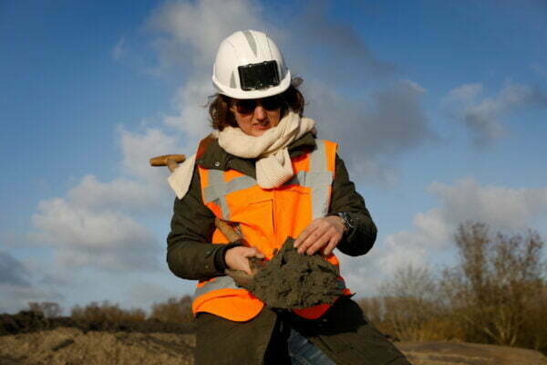 Bakkie Trots: keramische kopjes van lokale klei met een verhaal 2 Bakkie Trots