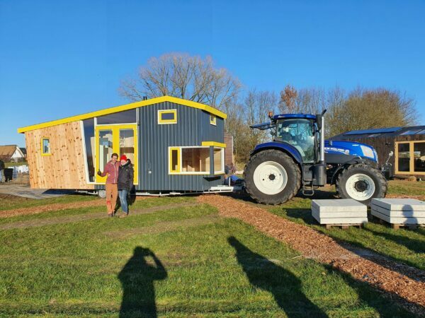 Het zelfgebouwde tiny house van Bouke en Iris is af 2 Zelfgebouwde Tiny House