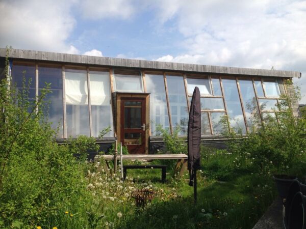 Noortje Braat en Egon Kracht bouwen hun eigen aardehuis in Almere 5 Aardehuis