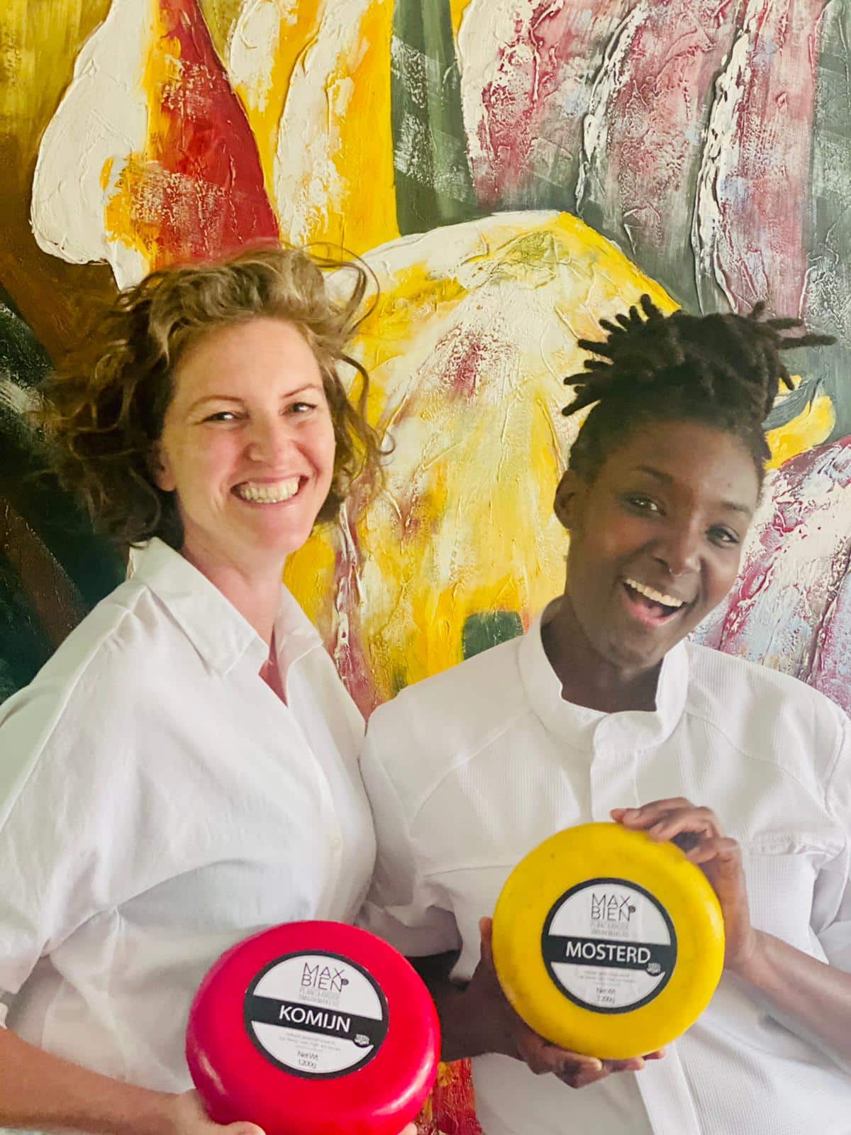 Max&Bien lanceert als eerste ter wereld een vegan kaaswiel 5 Maxine &Amp; Jobien