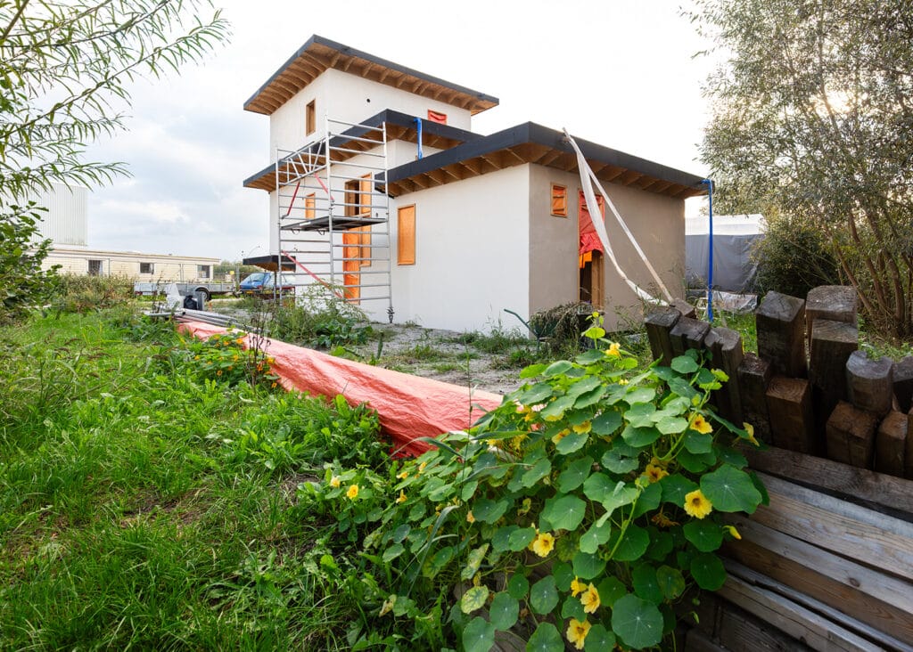 Zelfbouw: Sasja bouwde haar eigen villa – snel, relatief goedkoop en zonder aannemer 6 Zelfbouw
Almere Oosterwold